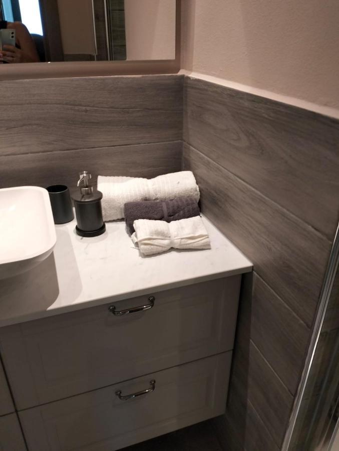 Crisa Apartment Parma Eksteriør billede